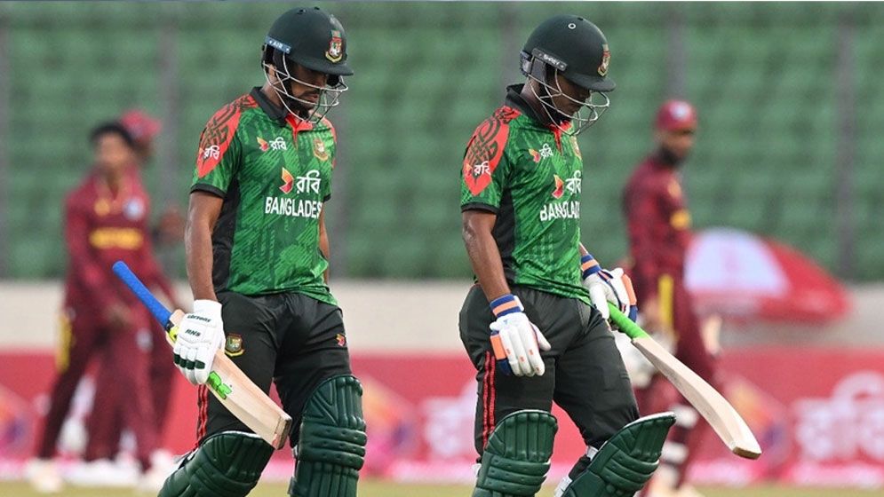 রিশাদের ক্যামিওতে ২০৭ রানে থামল টাইগাররা